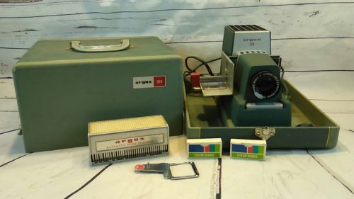 Vintage 1960s Argus 300 Model III Slide Projector f3.3 Lens Case Magazine Slides