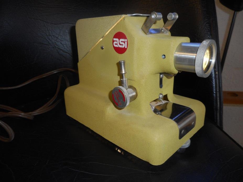 Vintage ASI Film Projector Model NO. 330-A Standard Projector & Equip. Co., Inc.