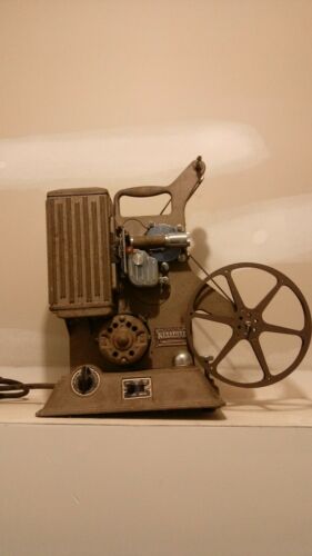 VINTAGE/ANTIQUE KEYSTONE MODEL R8 PROJECTOR 8 MM