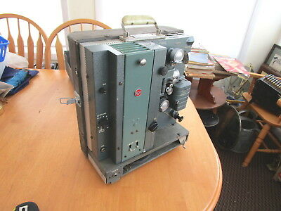 Vintage RCA Model 400  16mm film projector---MI-1345-A