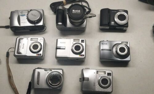 Lot of 8 Kodak Easyshare Digital Cameras *B2CS*
