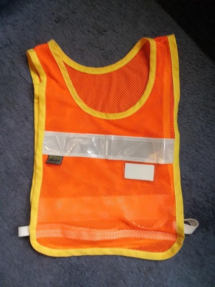 WOMEN'S SIZE XS-S HI-VIZ VEST Great for Running/Biking Protective Wear by Nathan
