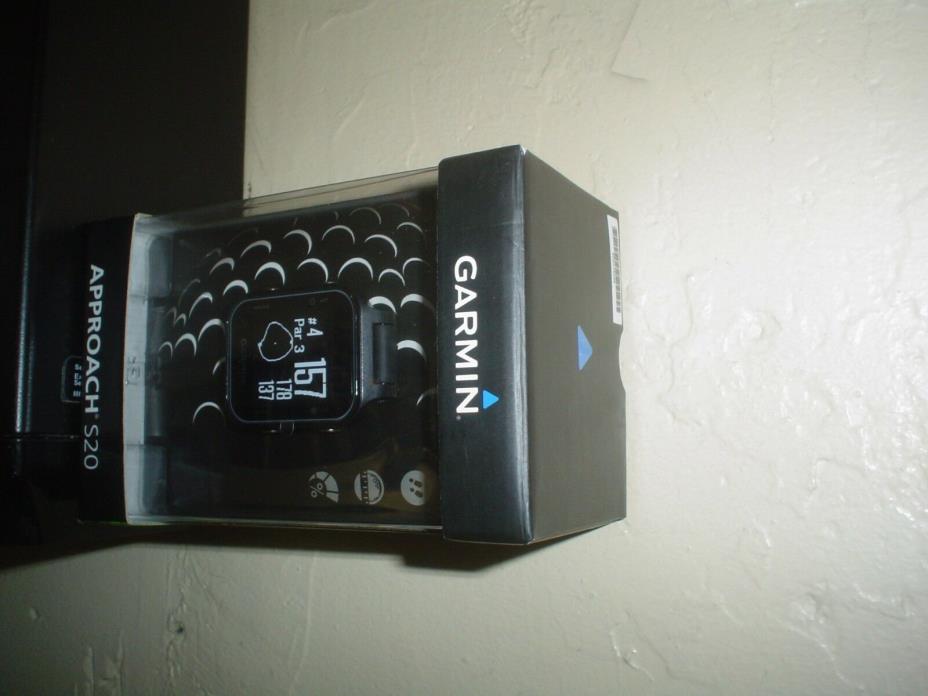 Garmin Approach S20 Golf GPS BLACK  WW GPS-Enabled Golf Watch