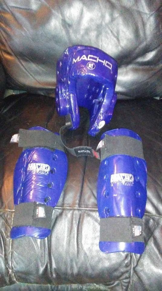 MARTIAL ARTS TAE KWON DO KARATE PROTECTIVE GEAR MACHO BLUE YOUTH MED.