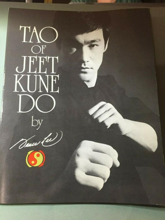 Tao Of Jeet Kune Do by Bruce Lee