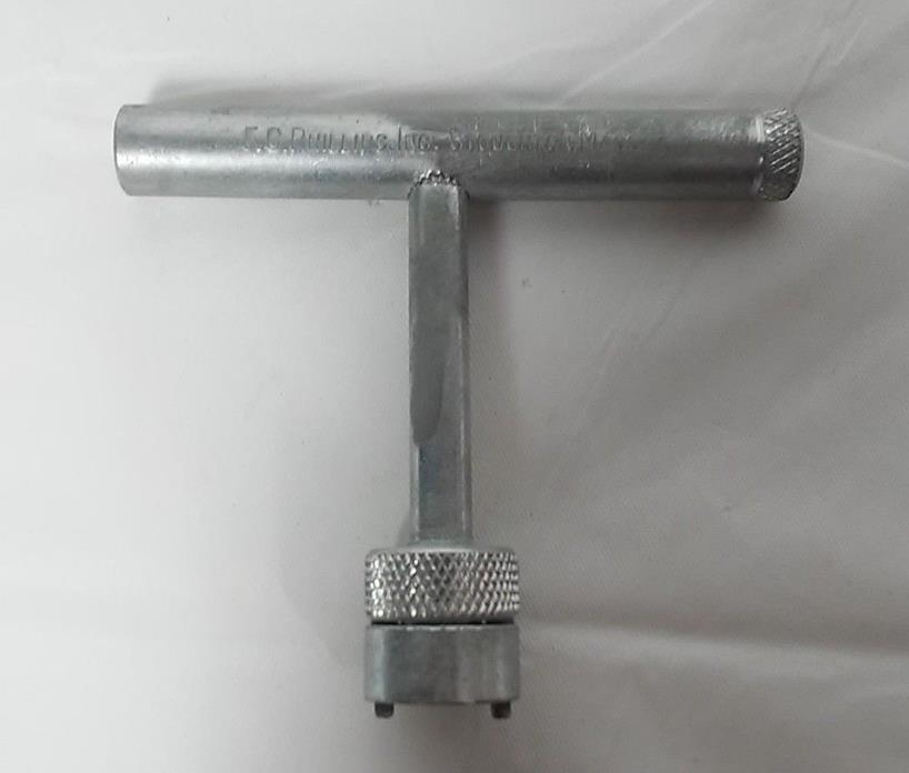 Phillips Golf Spike Wrench Metal