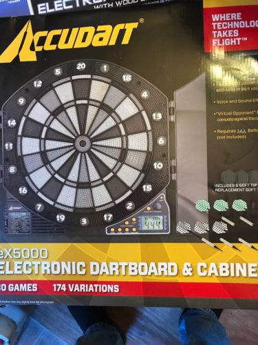 New In Box Accudart eX 5000 Voice/Sound FX Electronic Dartboard W/Soft Tip Darts