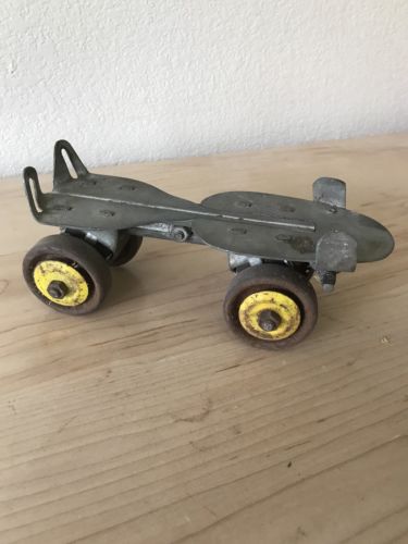 Vintage Metal Roller Skate Union Hardware Co. No. 5