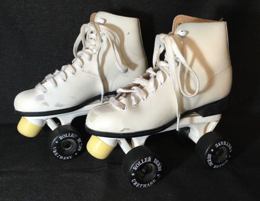 Rollar Derby Womens Skates~White~Faux Leather~Black Wheels~Size 5