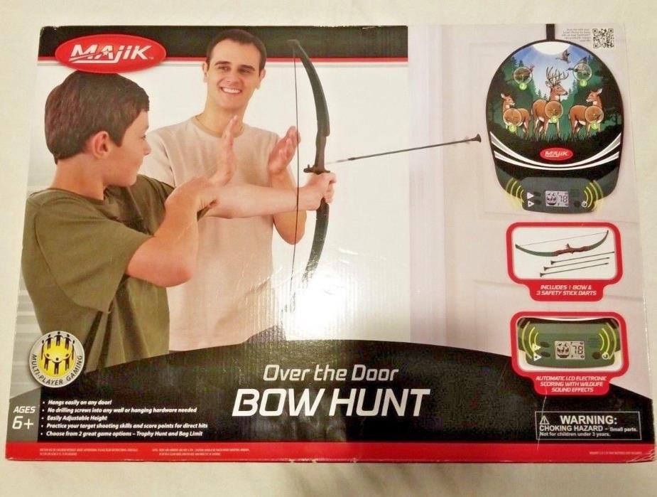 Majik Over the Door Bow Hunt 1 Bow 3 Safety Arrows Hangs on Any Door Age 6yrs +