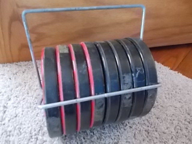 SET of 8 Vintage Number 4 Dimco Freeglide Disc Shuffleboard Pucks w/Wire Carrier