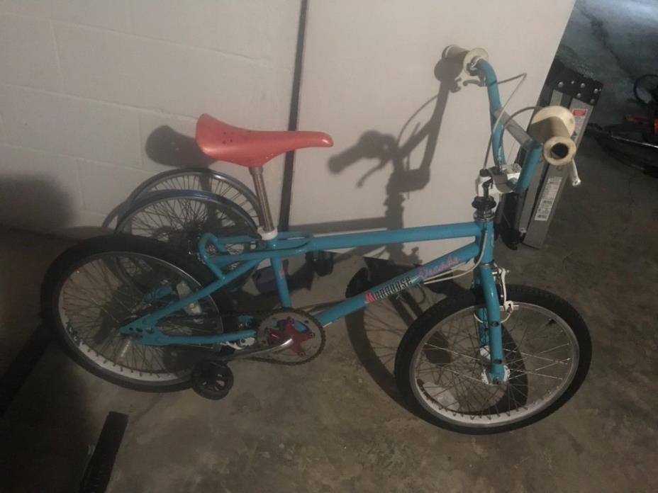 Mongoose Decade Bmx Bike