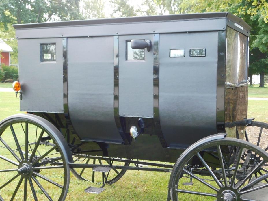A Horse Drawn 2 Seat Surrey Amish Buggy Carriage Enclosed W/ HYD. Brakes