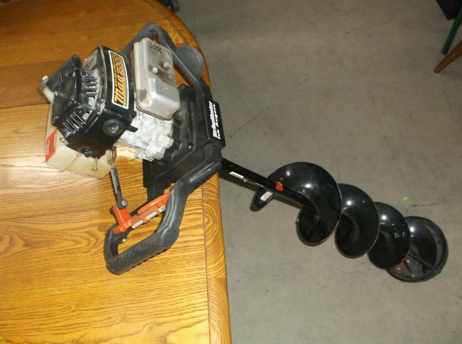 A286 Mag 2000 strikemaster ice fishing auger 2 horse with guard