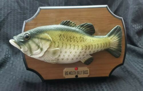 Big Mouth Billy Bass Take Me To The River & Don't Worry Be Happy 1999 Tested