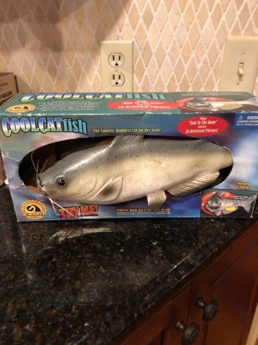 Gemmy Cool Catfish Big Mouth Billy bass makers Motion Activated 2000