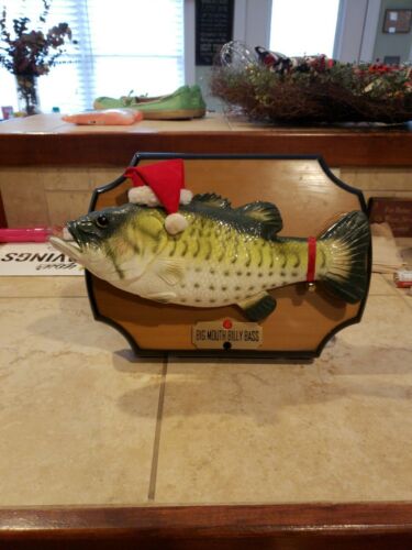 1999 Gemmy Big Mouth Billy Bass Christmas Santa Singing Fish 2 Songs