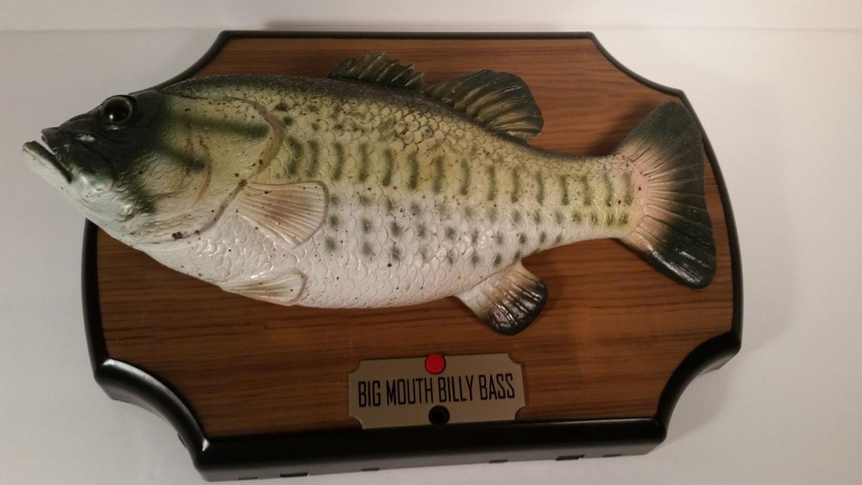Big Mouth Billy Bass Singing  Don't Worry/Take Me To The River