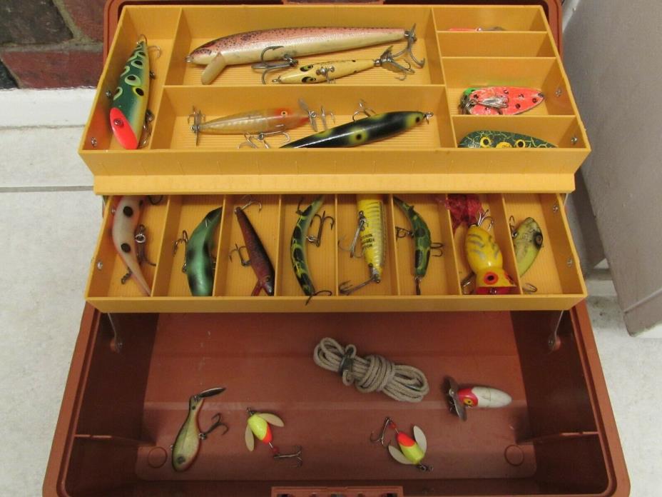 Fenwick Tackle Box With 22 Fishing Lures