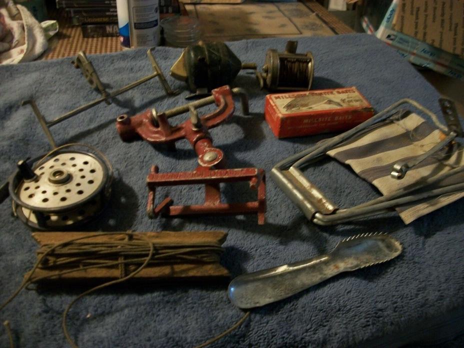 Lot Vintage Fishing Tackle Lot Grab Bag