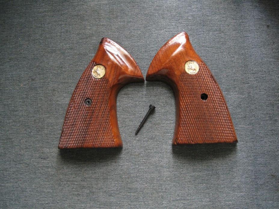 Colt Trooper Revolver Checkered Wood Factory Grips w/Screw.
