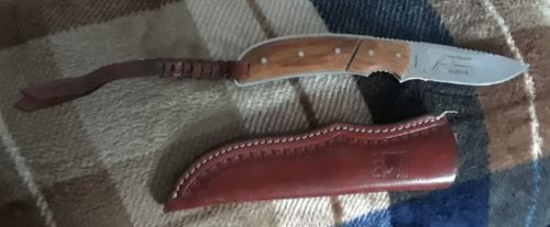 CRKT- 2810 Kilbuck Signature Series Fixed Blade Knife with leather sheath