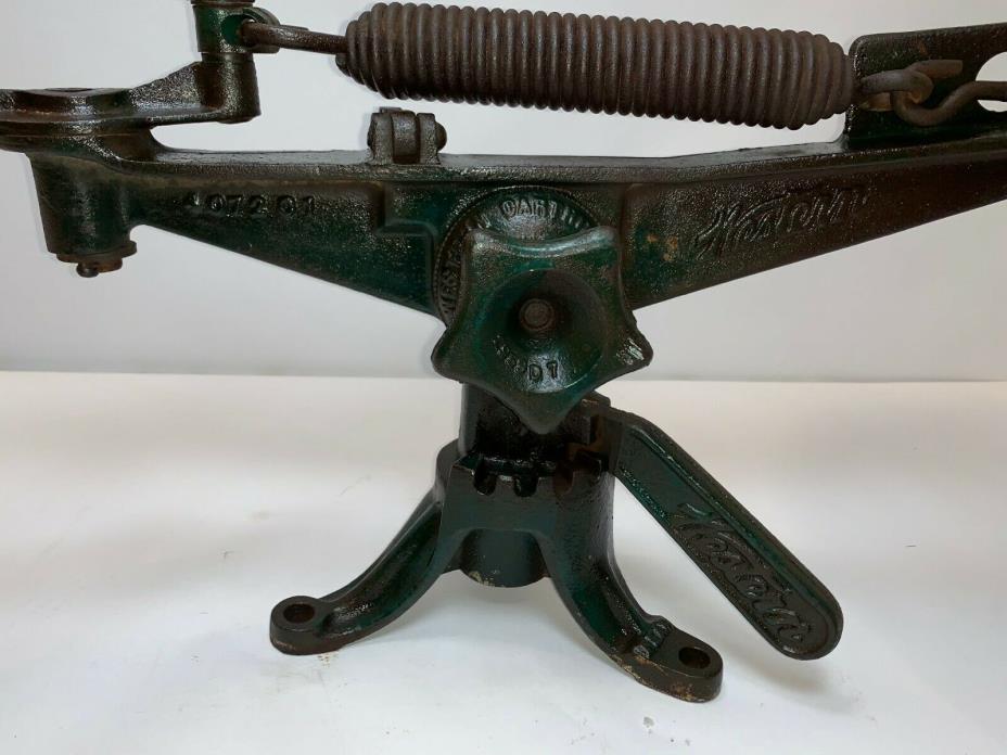 Vintage Western Cartridge Co. Cast Iron Clay Pigeon Thrower Skeet Shooting