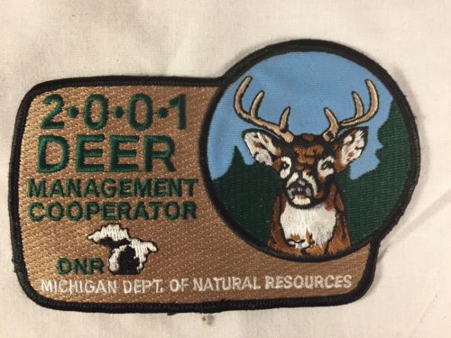 Vintage 2001 Michigan DNR Successful Hunter Patch Management Cooperator