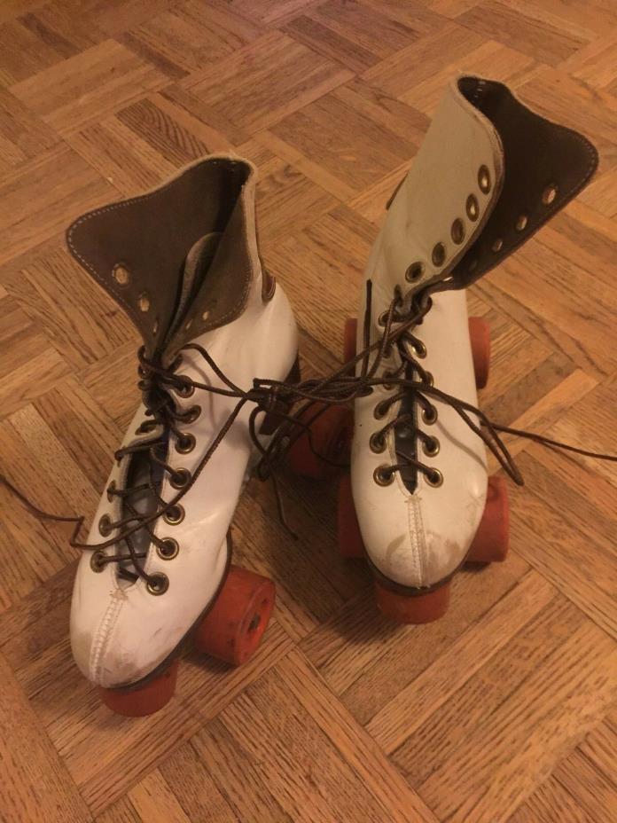 Used Vintage Women's Size 5 Chicago Roller Rink Skates Pink Wheels & Stoppers