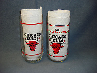 CHICAGO BULLS BASKETBALL  DRINKING  GLASSES SET OF 8.   1 1992 WORLD CHAMPIONS