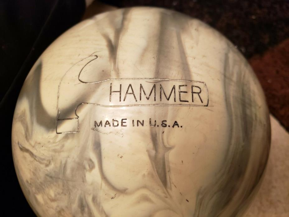 Hammer White Calk bowling Ball