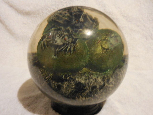 EXTREMELY RARE NEW CLEAR BOWLING BALL VISIONARY GARGOYLE HATCHLING 16 LBS 1 OZ