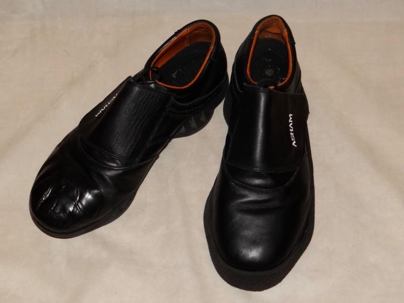 Mens Asham black leather curling shoes size 12