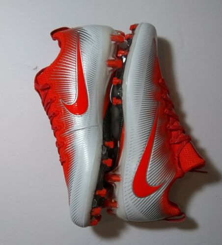 Nike mens Vapor Untouchable Pro size 13  Football Cleats orange white 844816-180