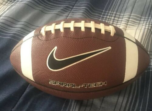 Nike Spiral-Tech Junior Size Football Youth