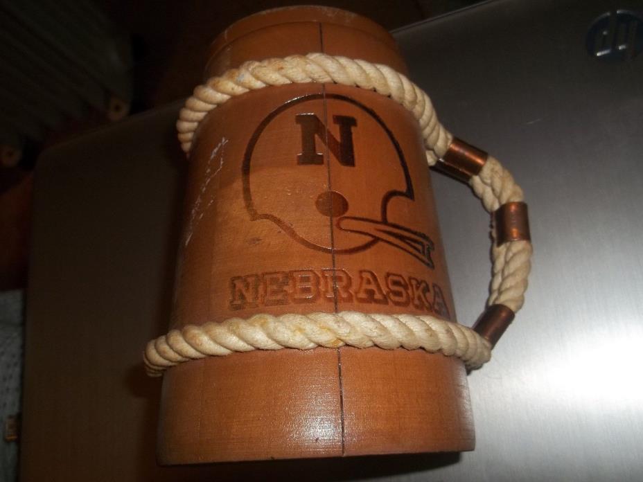 NEBRASKA CORN HUSKER WOOD/PLASTIC COFFEE CUP/MUG ROPE HANDLE