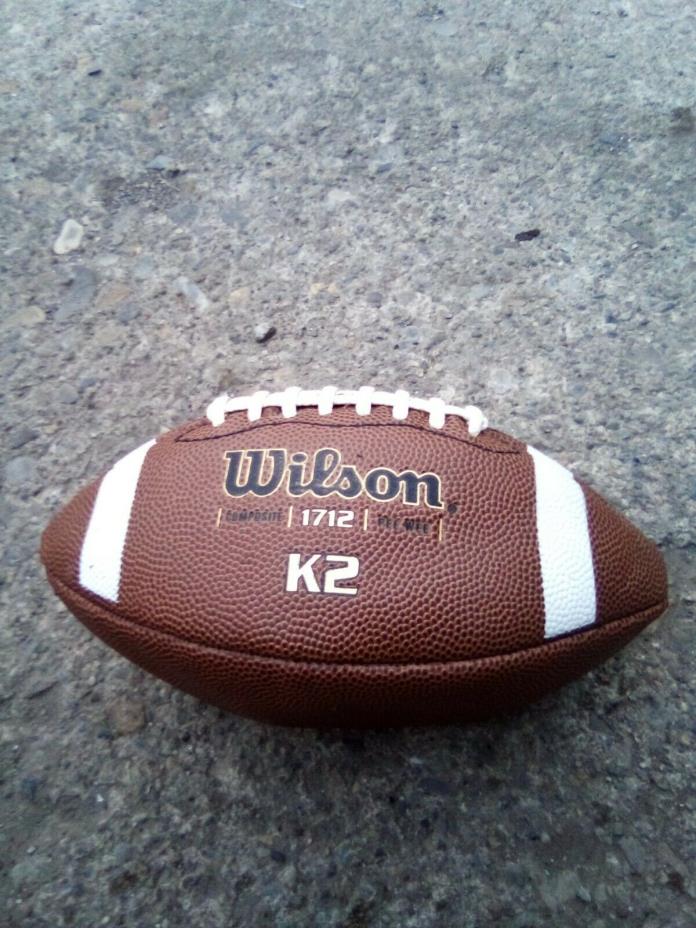 Wilson composite pee wee football 1712 K2