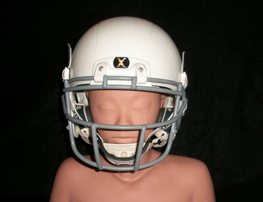 2015 Xenith X2 Game Used Worn Youth Football Helmet Medium White Gray