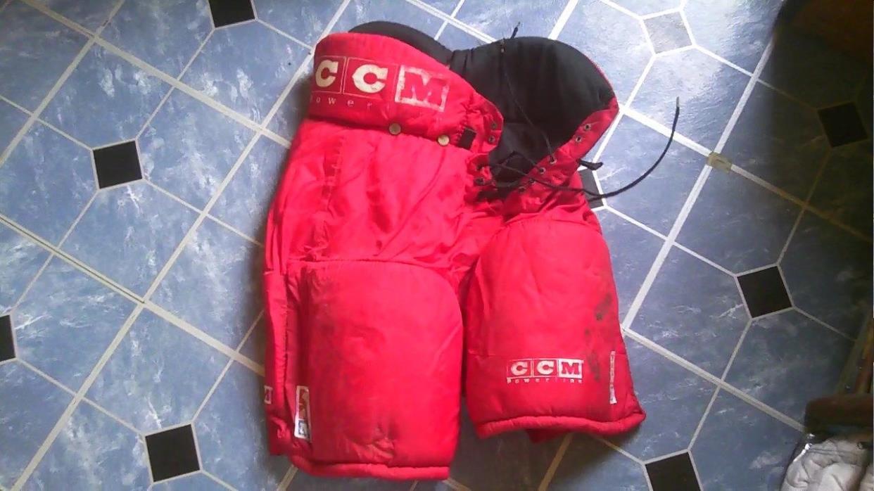 CCM Powerline Ice Hockey Padded Protective red Pants Shorts Size M / M USED