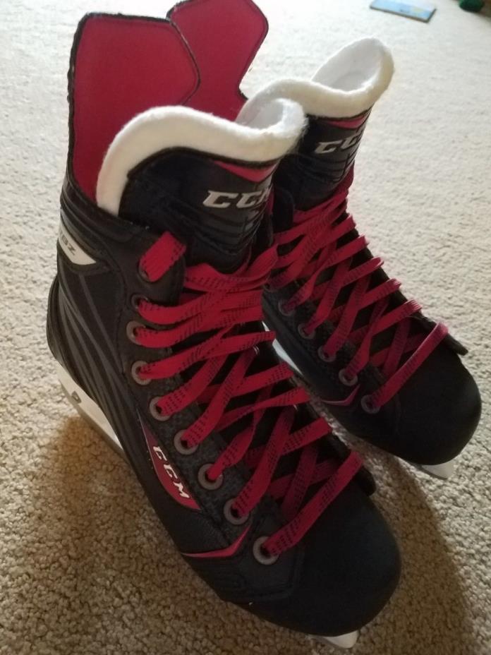 **NEW w/o Box CCM RBZ70  Jr. Skate sz 3.5