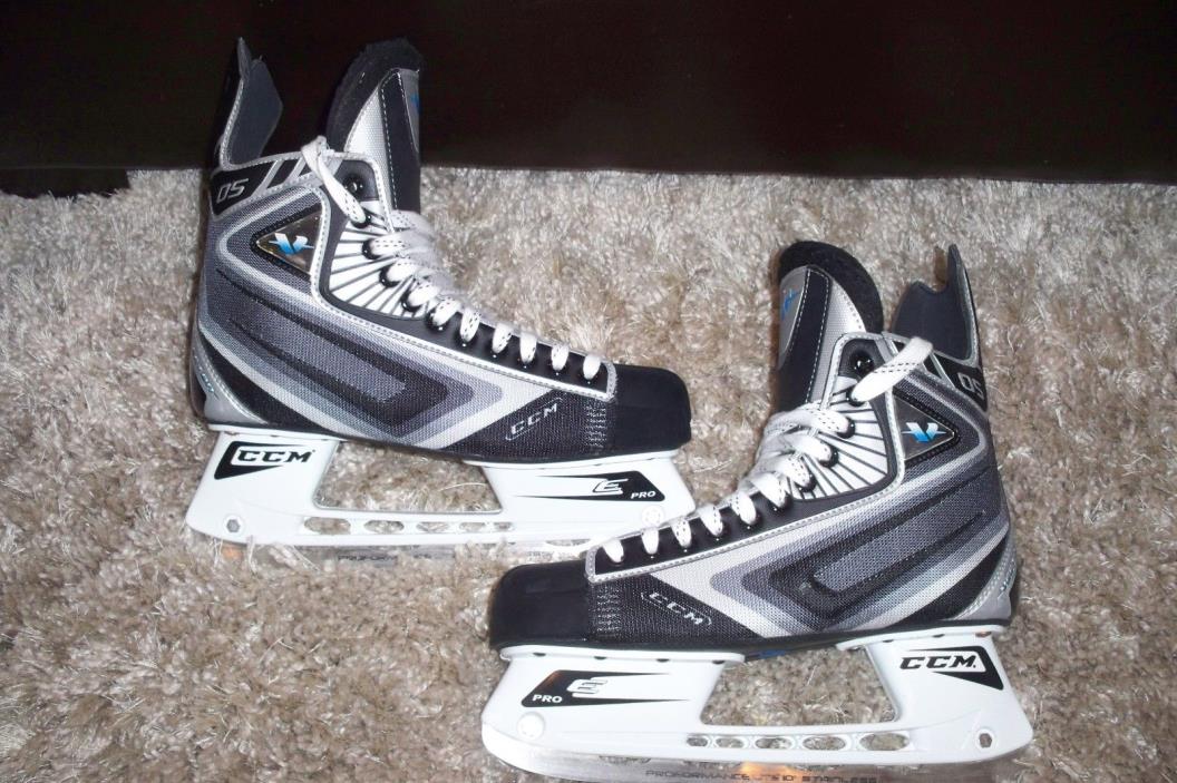CCM Vector 05 Hockey Skates Mens Skate SZ 9D Shoe Size 10.5 used ONCE