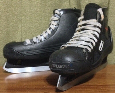 Bauer Reactor 1000 Hockey Ice Skates Smooth Fit 3M-5 Black Youth 5
