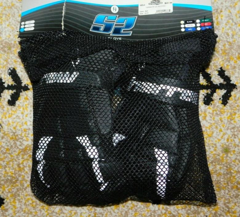 Harrow S2 Lacrosse Gloves Size 13.5 Black & White NEW RV $70