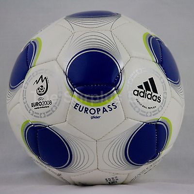 Adidas Europass Glider 2008 Match UEFA Soccer Ball Replica White/Navy Size 3