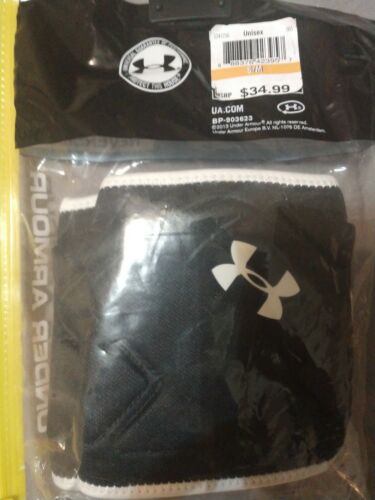 Under Armour Adult Reversible Volleyball Knee Pad Small/Medium Black/White