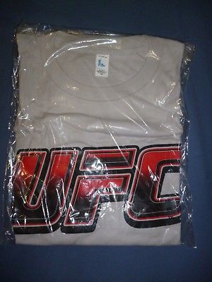 UFC Fight Club #5 mint never worn XXL size t shirt NWT