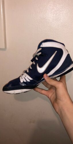 Nike Freek Navy Blue/White Wrestling Shoes - Size 10