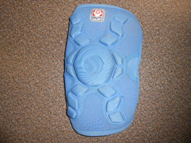 Brute blue knee pad