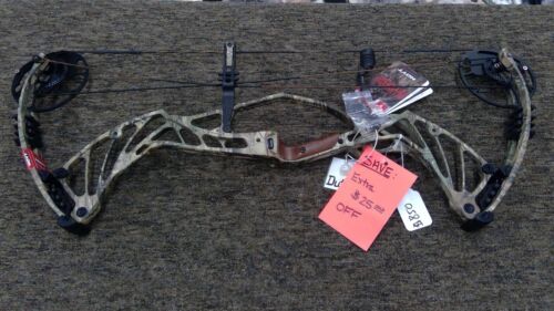 2017 Hoyt Pro Defiant Never Used Camo LEFT HANDED!