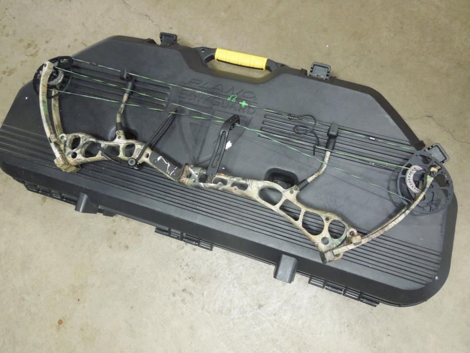 Bear Anarchy HC Compound Bow - Camo W/ Plano Pillarlock Case *GREAT SHAPE*